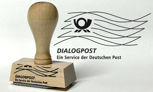 Holzgriffstempel mit Fertigtext 'Dialogpost' (national)